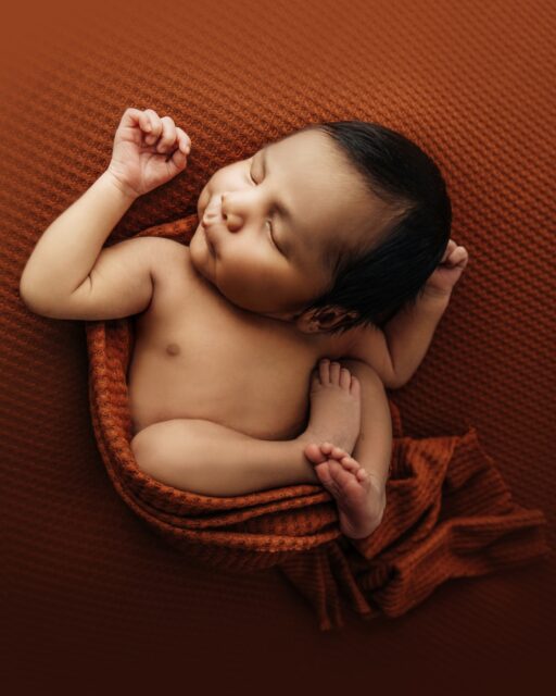 Un bebito muy especial. Baby Dylan. 🥰
Esta es una sesión de recién nacido clásica. Te animas a tener una igualita para tu bebé? Escríbeme